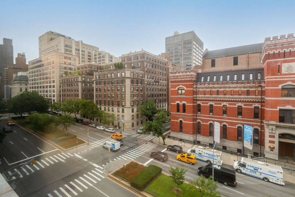 650 Park Avenue, Unit 7E photo 2