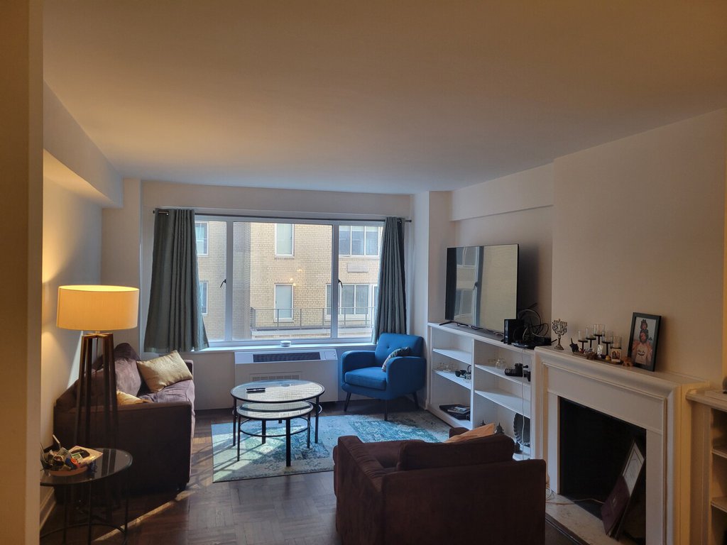 40 Central Park South, Unit 9G