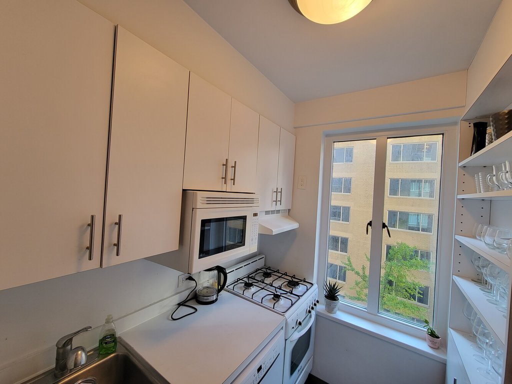 40 Central Park South, Unit 9G photo 7
