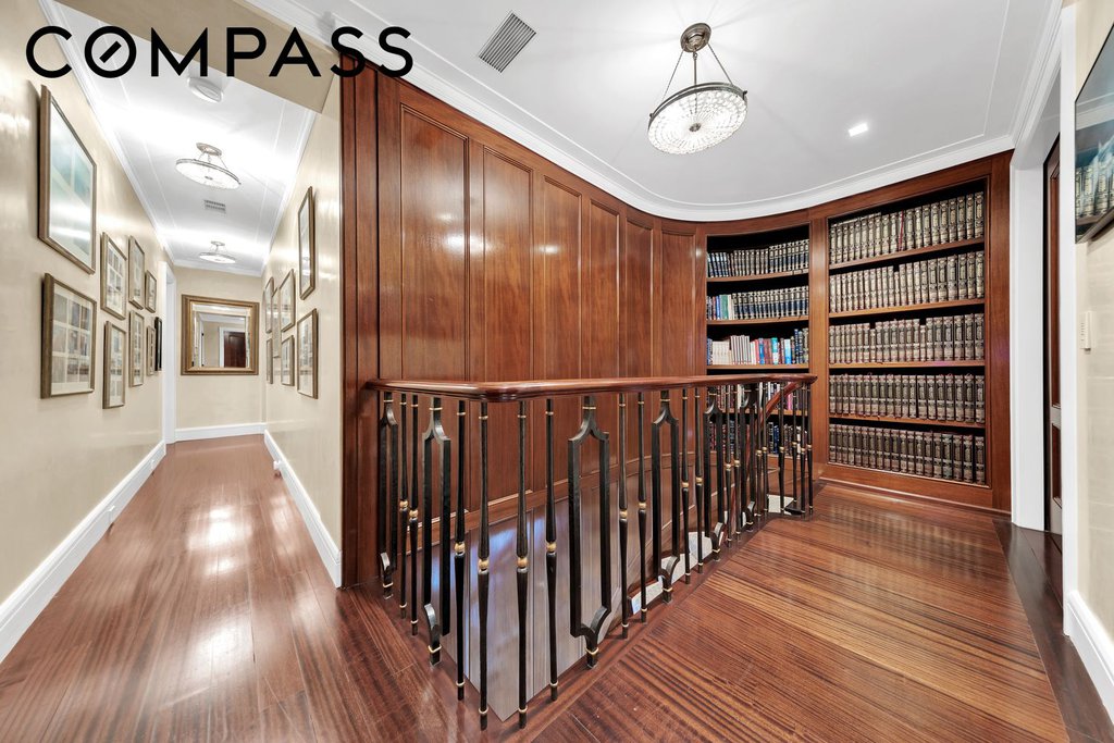 25 Central Park West, Unit 21J photo 5