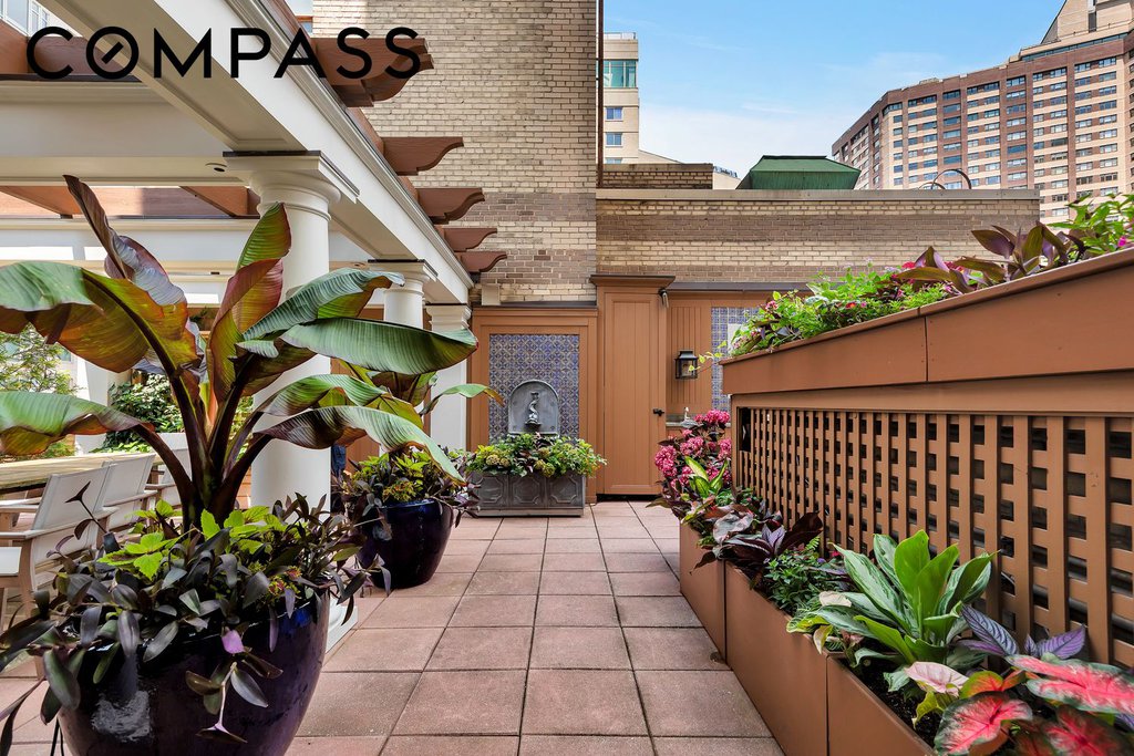 25 Central Park West, Unit 21J photo 13