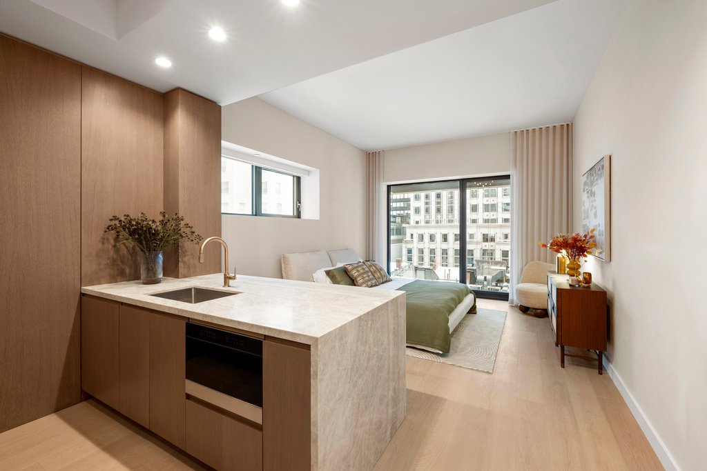 126 East 57th Street, Unit 701 photo 21
