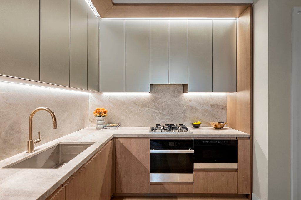 126 East 57th Street, Unit 701 photo 22