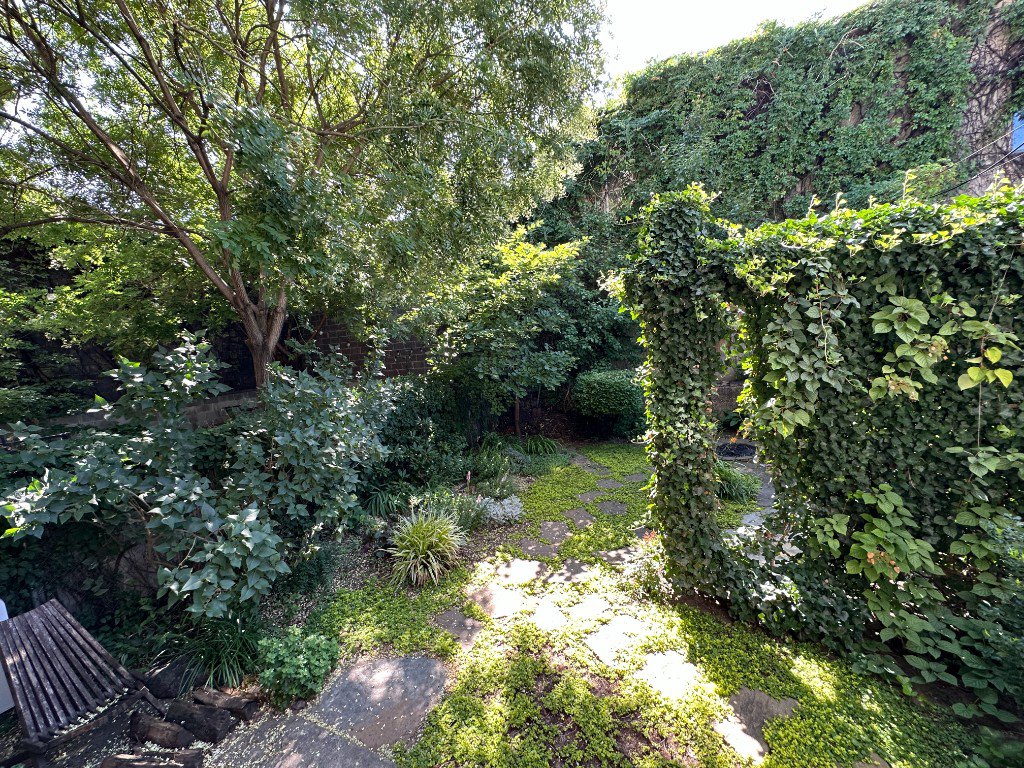 223 Van Brunt Street, Unit 1R
