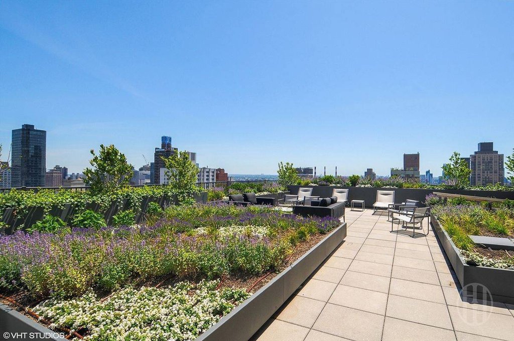 200 East 62nd Street, Unit 22D photo 9