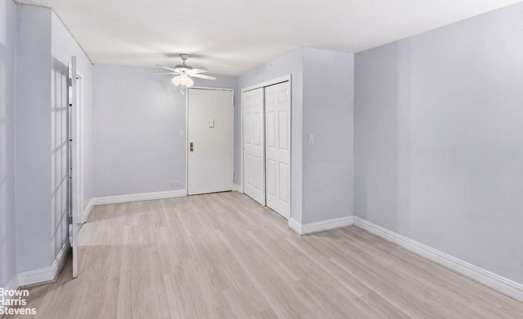 305 East 40th Street, Unit 5A photo 4