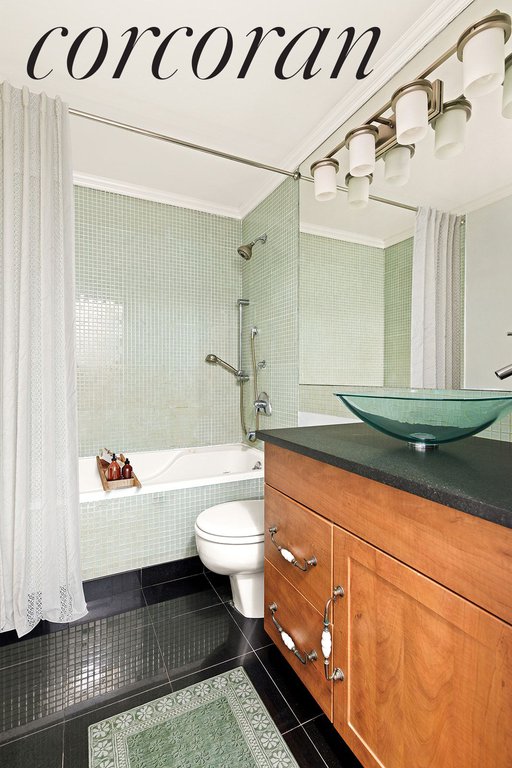 1139 Prospect Avenue, Unit 2F photo 4