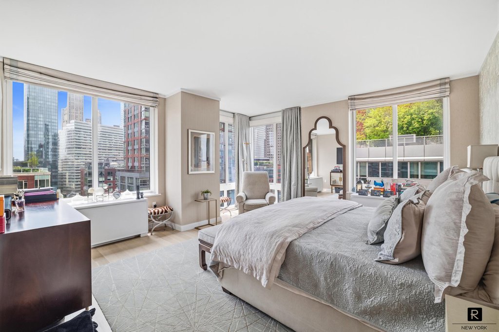 212 Warren Street, Unit 17C photo 7