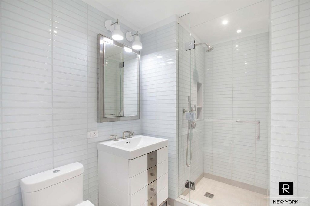 212 Warren Street, Unit 17C photo 10