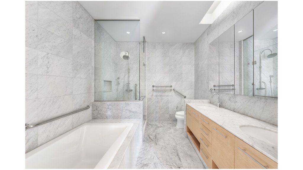 310 East 53rd Street, Unit 19A photo 5