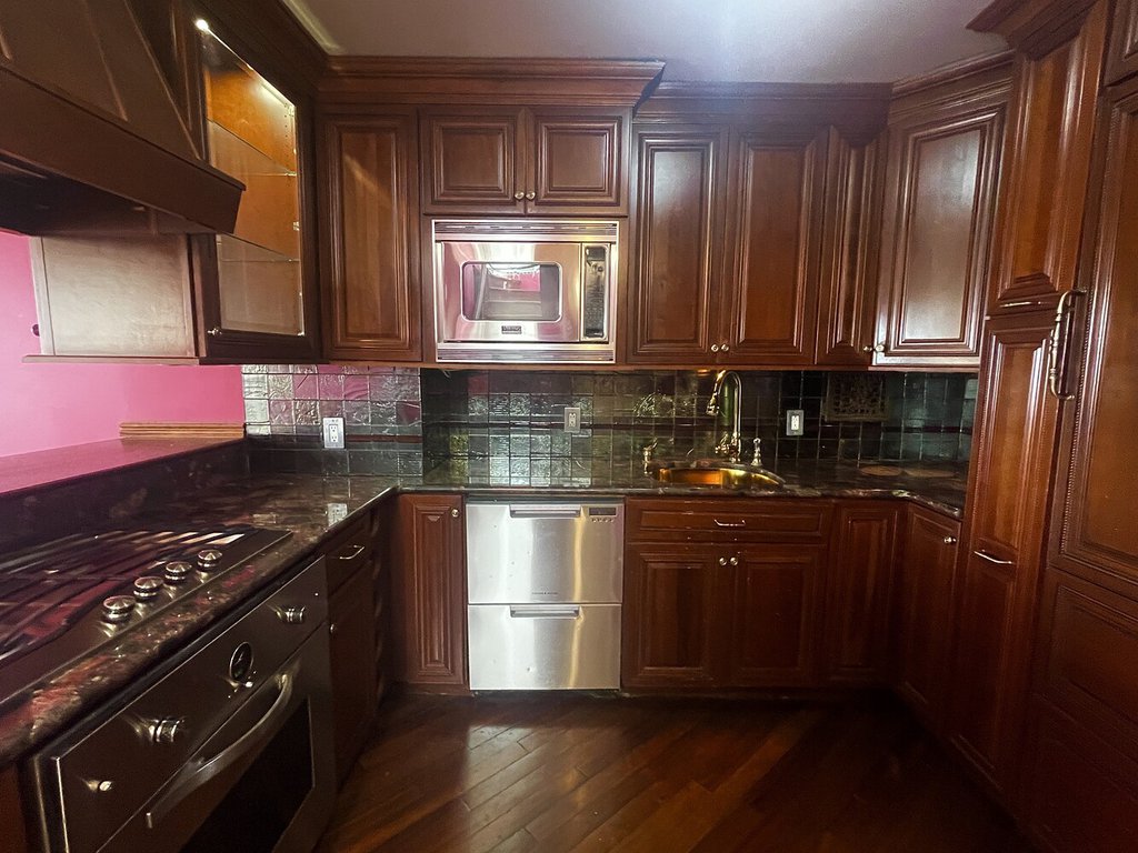 330 East 38th Street, Unit PHC photo 5