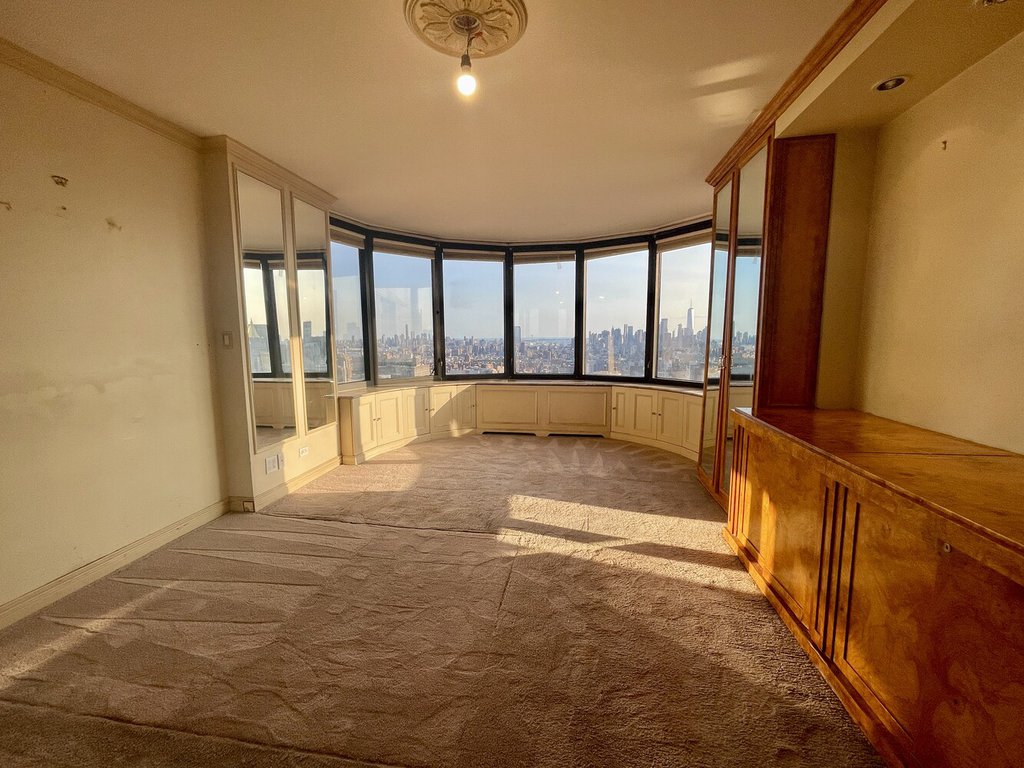 330 East 38th Street, Unit PHC photo 14
