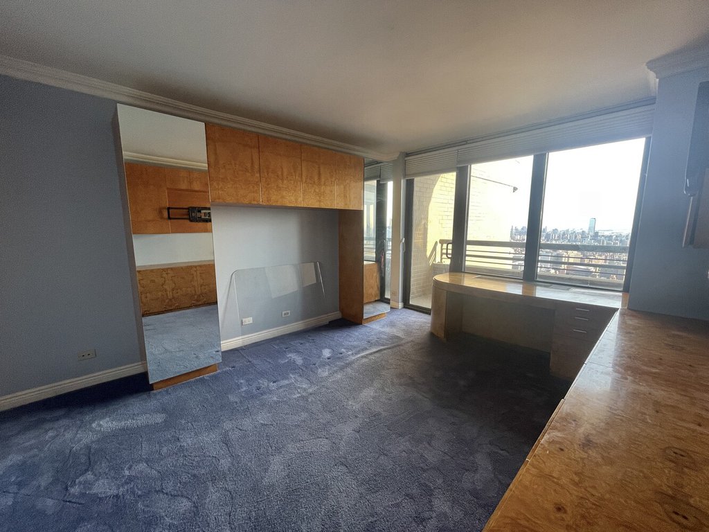 330 East 38th Street, Unit PHC photo 16