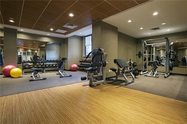 330 East 38th Street, Unit PHC photo 27