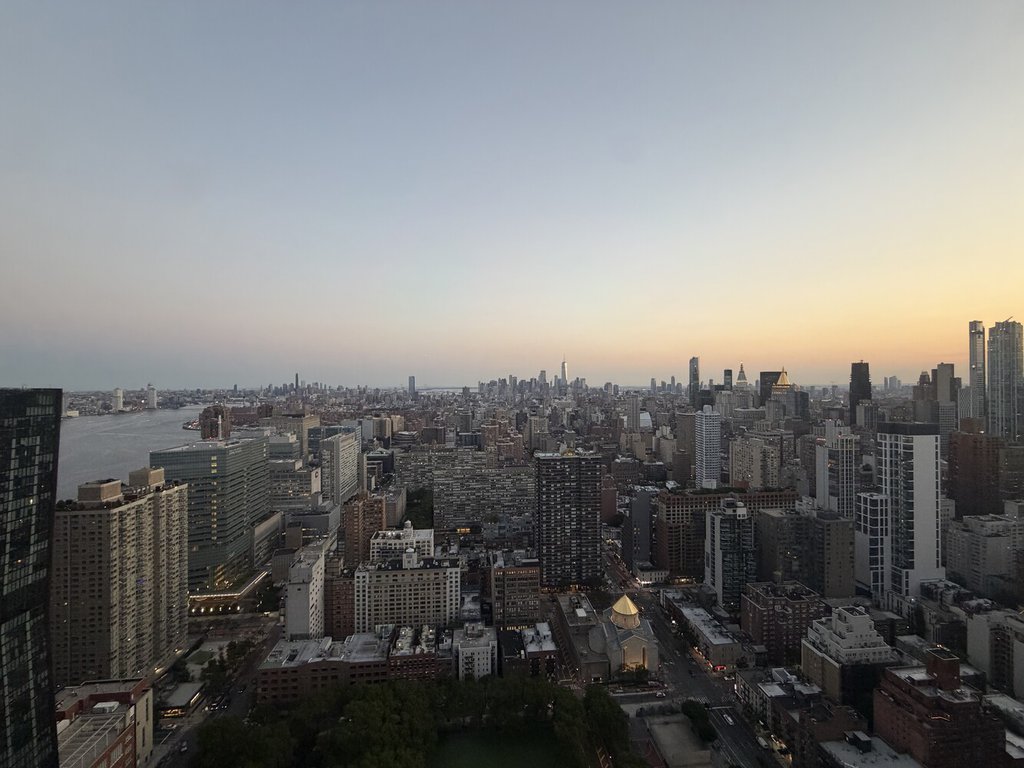 330 East 38th Street, Unit PHC photo 35