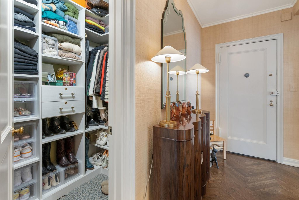 400 East 59th Street, Unit 3A photo 6