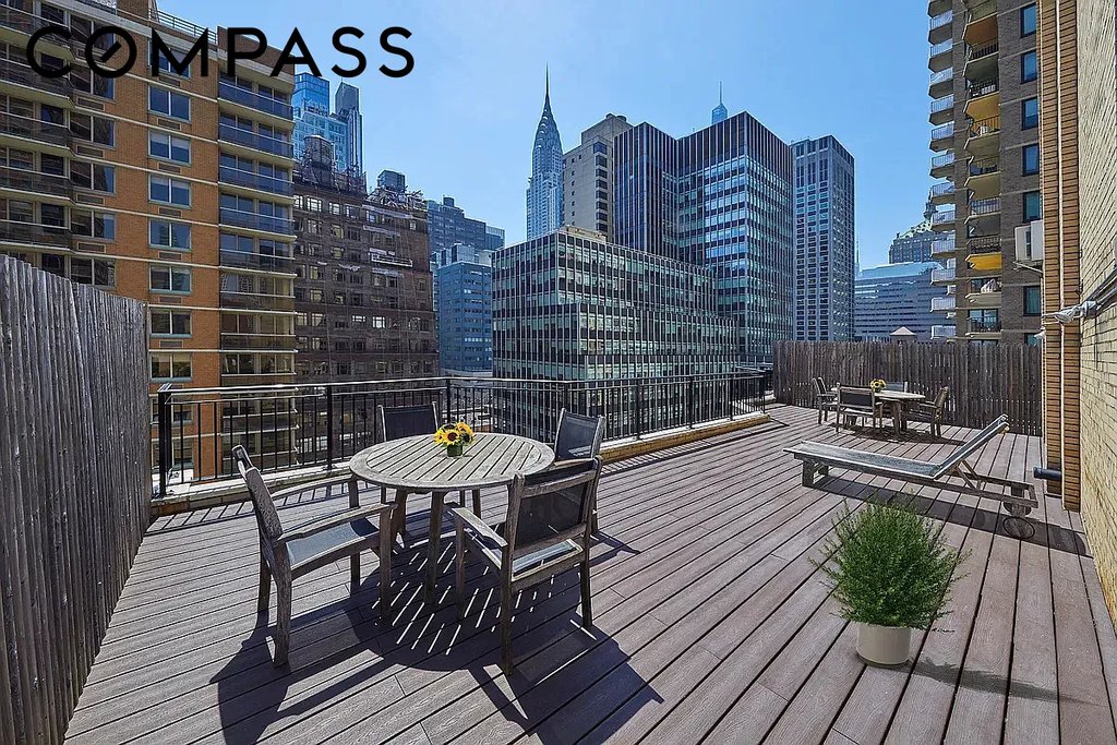 225 East 46th Street, Unit 8J photo 9