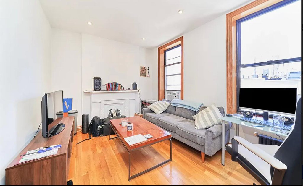362 West 36th Street, Unit 4F