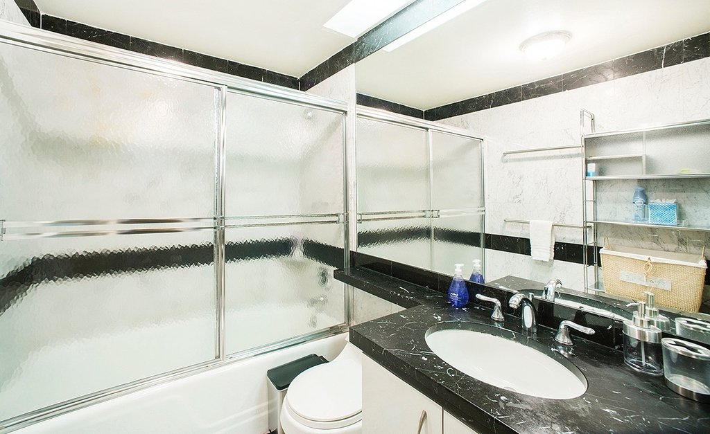 150 West 56th Street, Unit 3104 photo 8