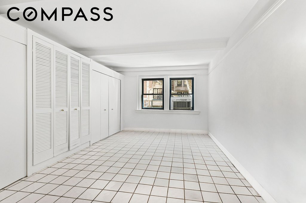 33 West 67th Street, Unit FE photo 12