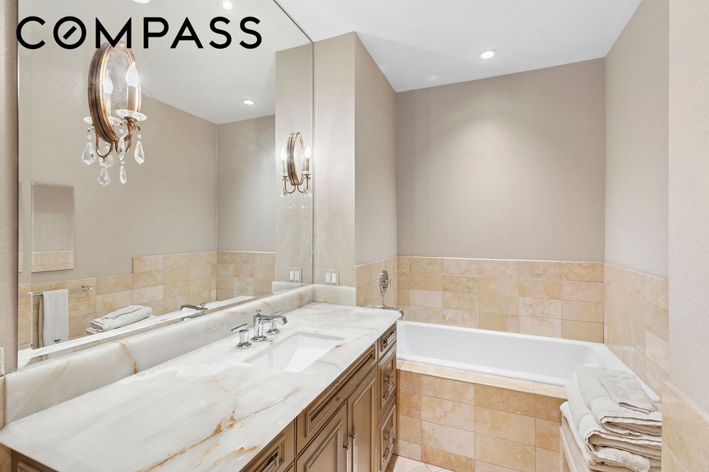 250 East 49th Street, Unit 14CD photo 5