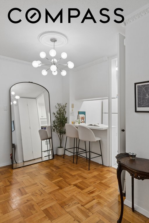 300 East 40th Street, Unit 9V photo 3