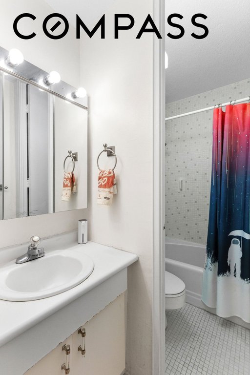 300 East 40th Street, Unit 9V photo 5