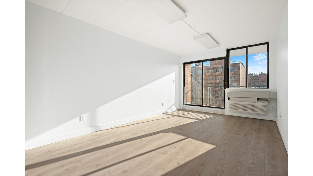 23-22 30th Road, Unit 3H