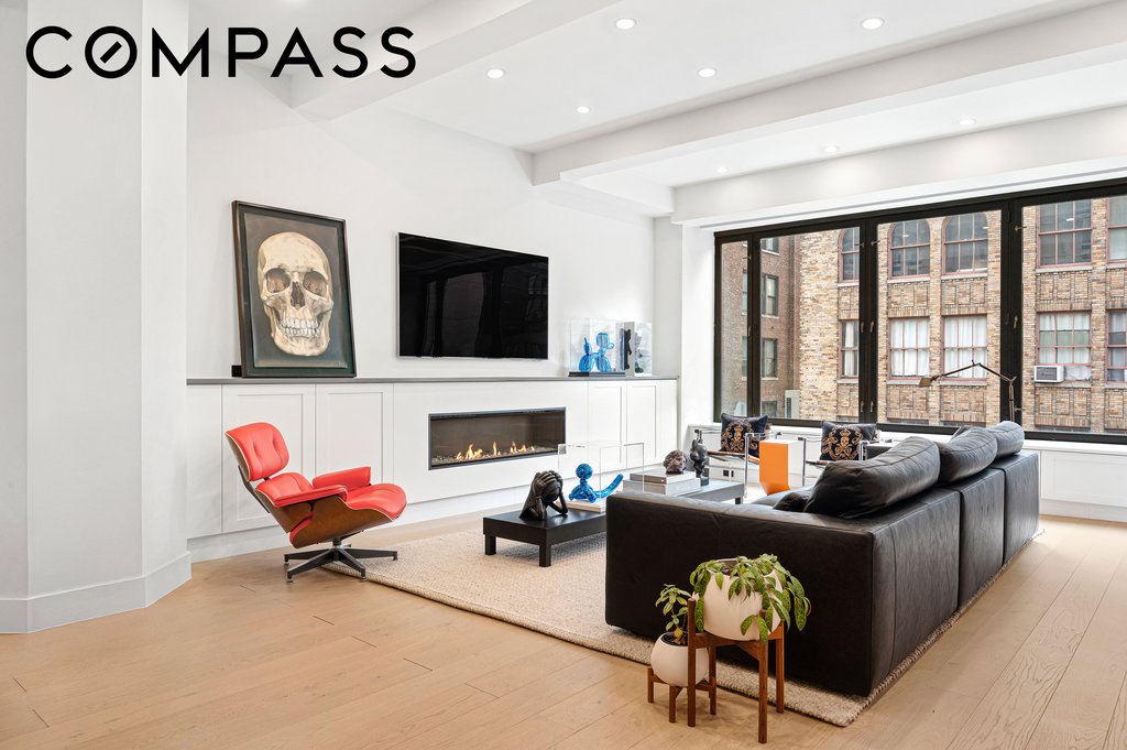 233 West 26th Street, Unit 7E photo 3