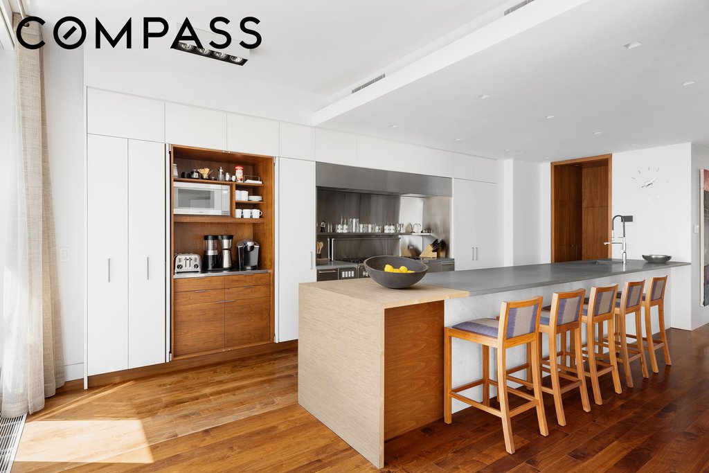 57 Irving Place, Unit PH9/10 photo 7