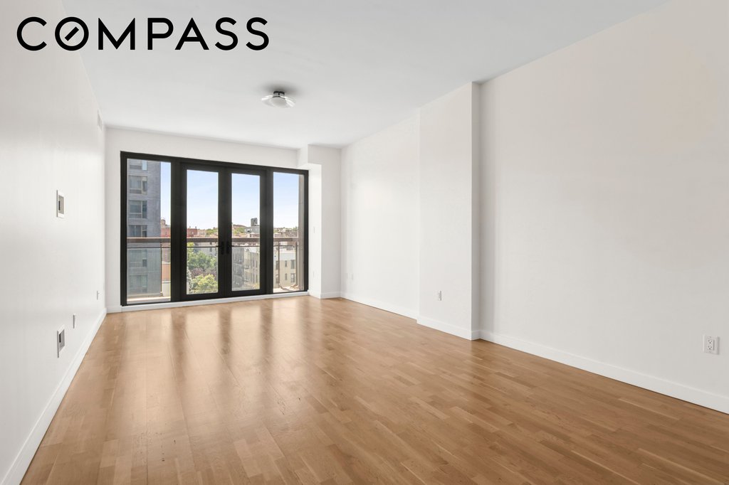 500 Fourth Avenue, Unit 8D photo 7