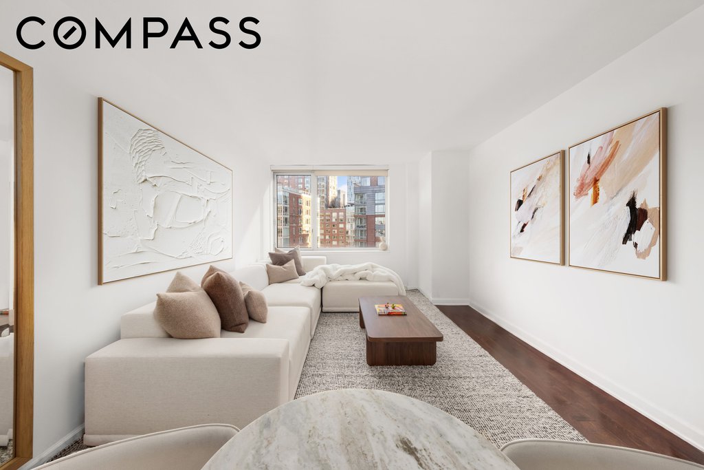 20 River Terrace, Unit 14C photo 2