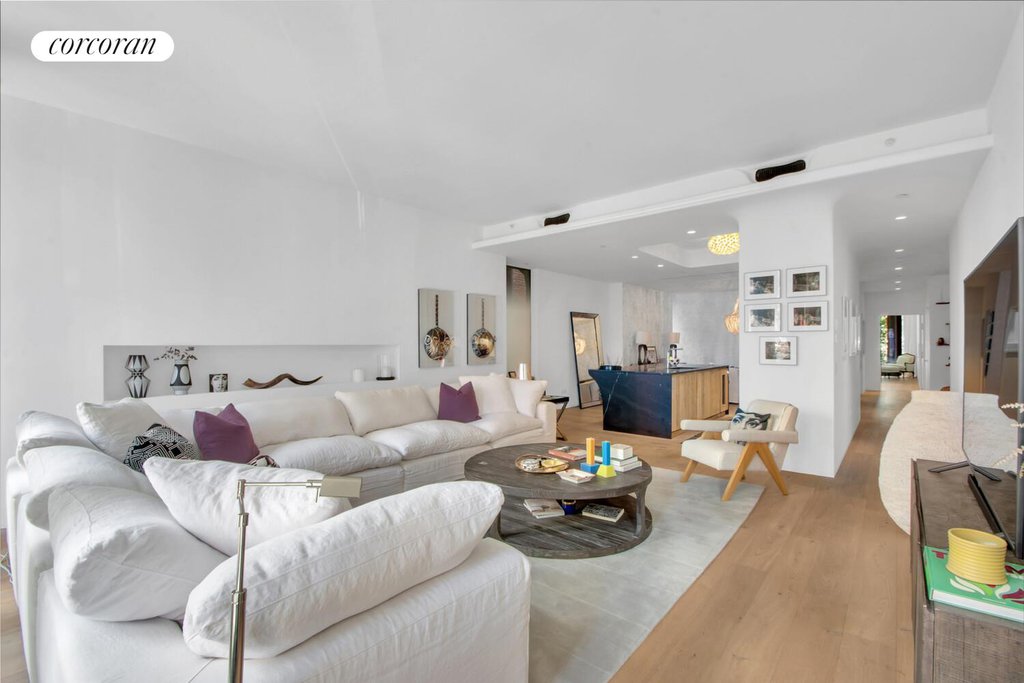 325 West Broadway, Unit 2A photo 3