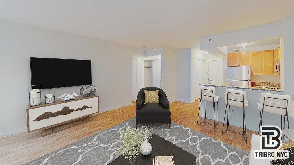 1500 Lexington Avenue, Unit 6 photo 2