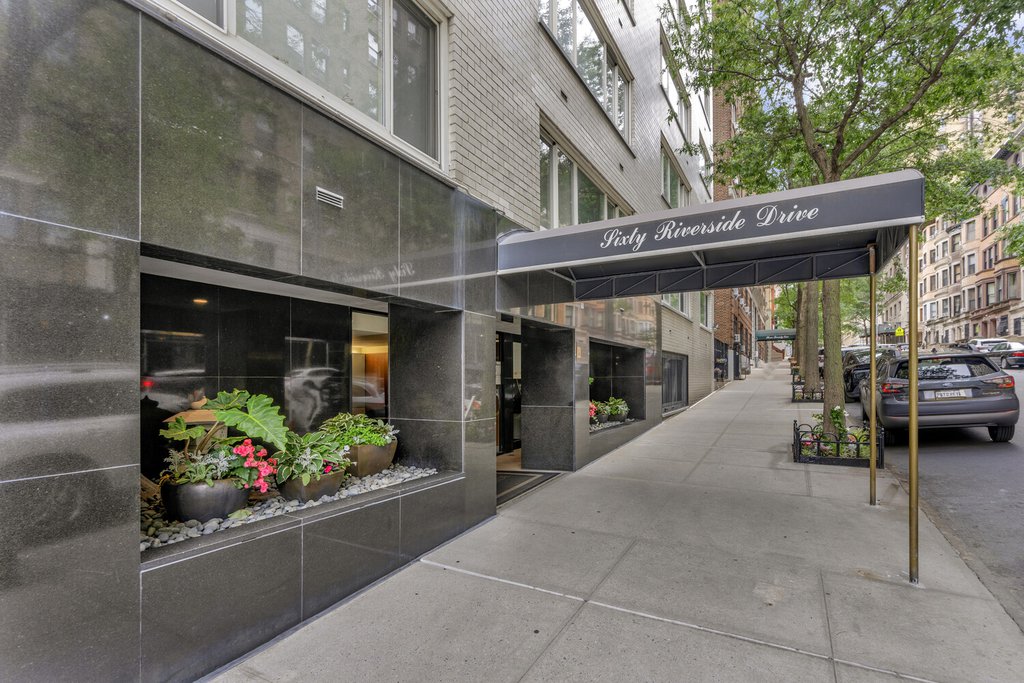 60 Riverside Drive, Unit 3H photo 12