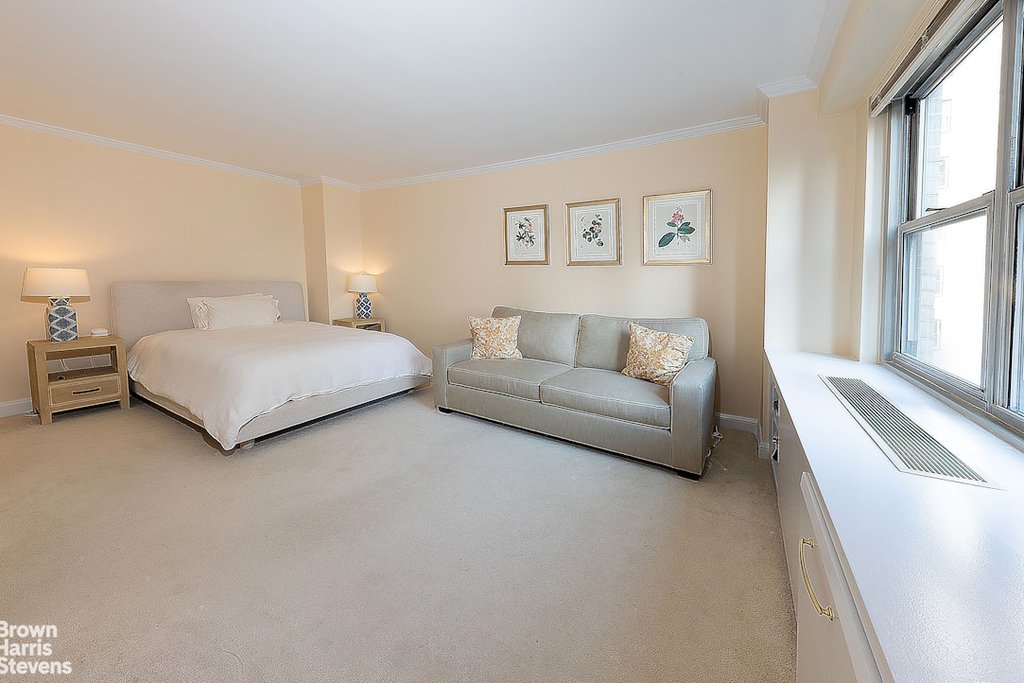 300 East 40th Street, Unit 21R photo 6