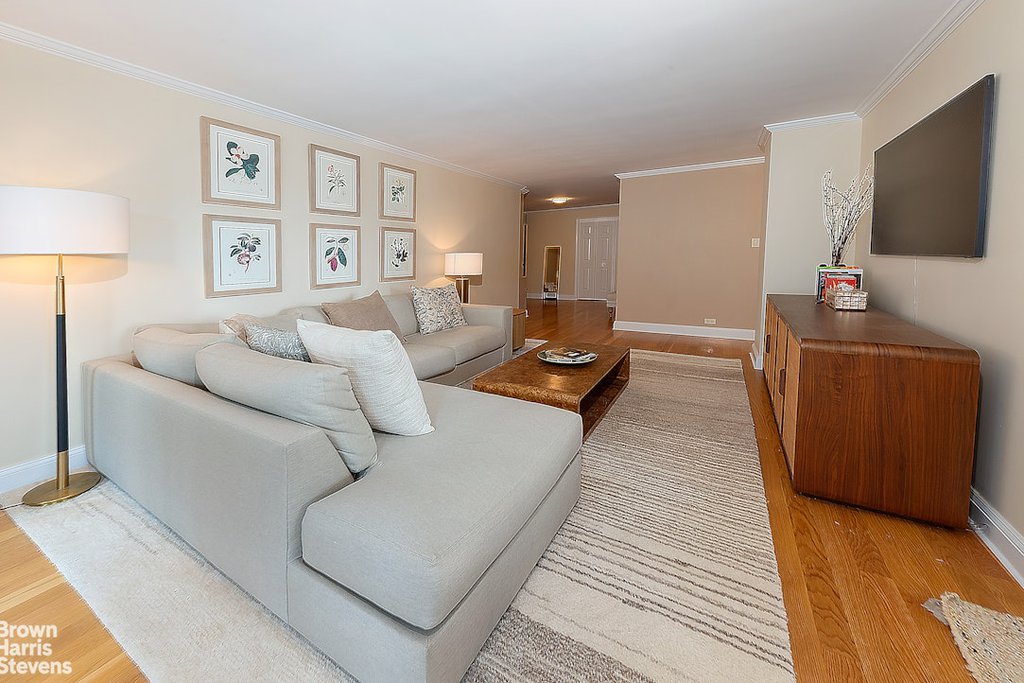 300 East 40th Street, Unit 21R photo 8