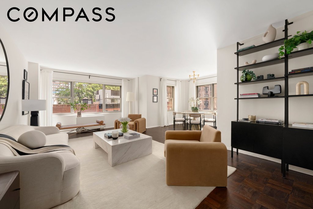 20 East 9th Street, Unit 7V
