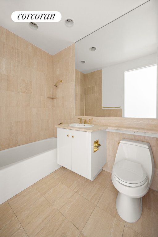 1 Central Park West, Unit 25E photo 12