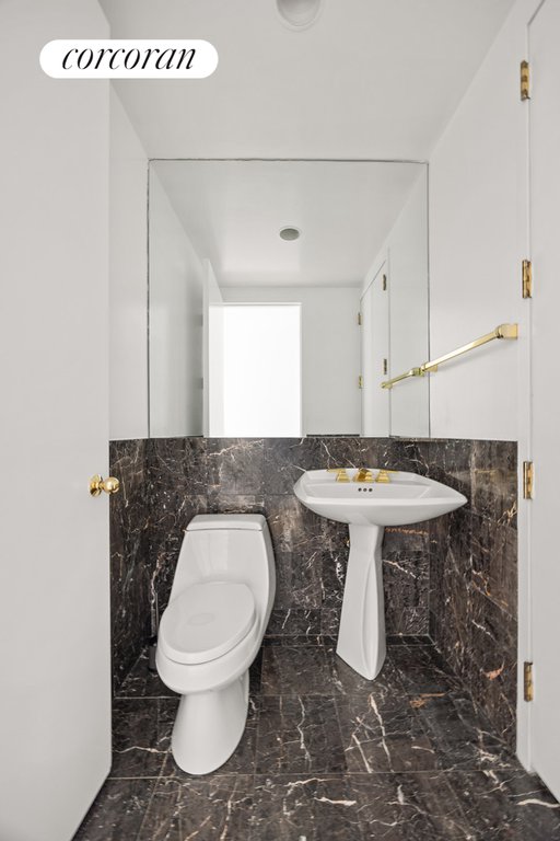 1 Central Park West, Unit 25E photo 13