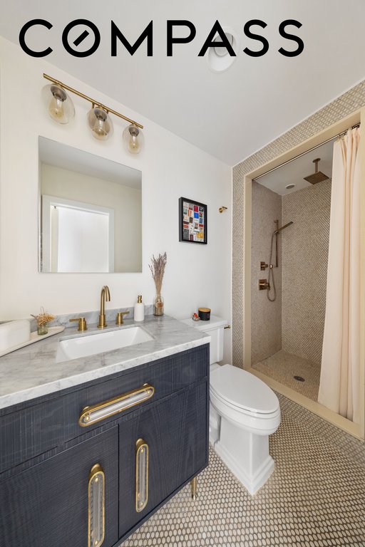 349 West 21st Street, Unit B photo 5