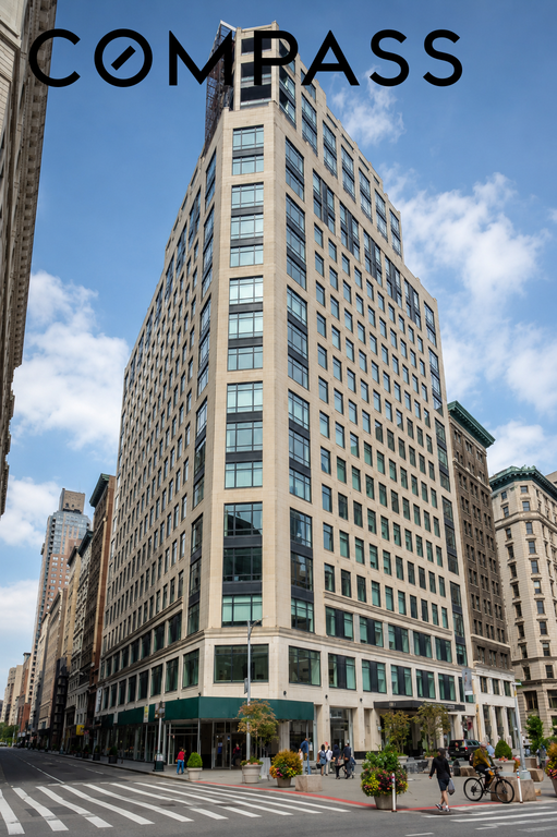 10 Madison Square West, Unit 3B photo 8