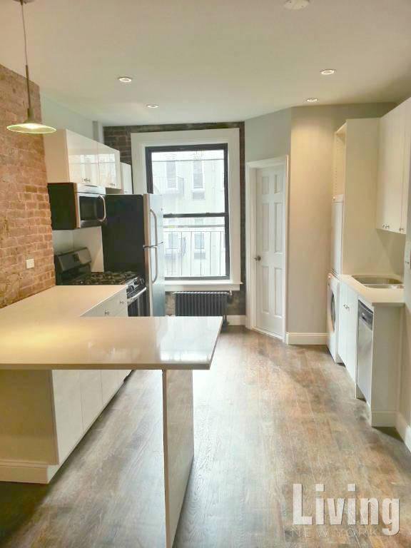 318 East 90th Street, Unit 4E
