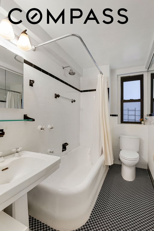 205 East 78th Street, Unit 7T photo 9