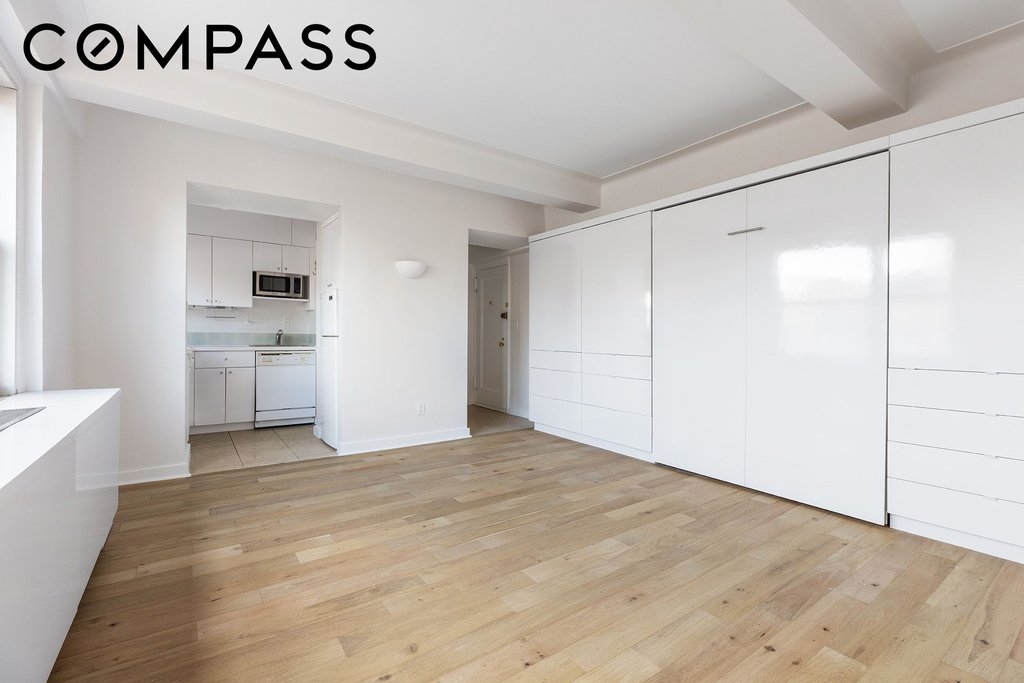 70 Remsen Street, Unit 10J photo 6