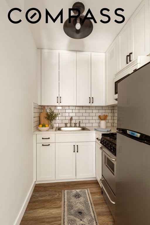 31 Jane Street, Unit 6G photo 5