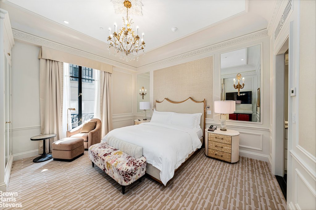 2 East 55th Street, Unit 901 photo 2