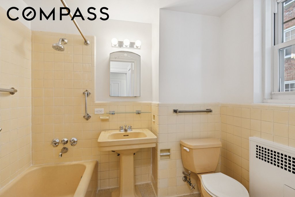 120 Cabrini Boulevard, Unit 48 photo 9
