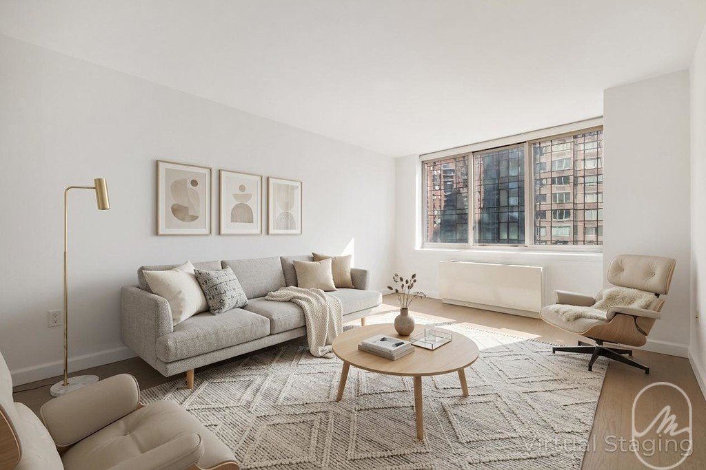 561 Tenth Avenue, Unit 33F