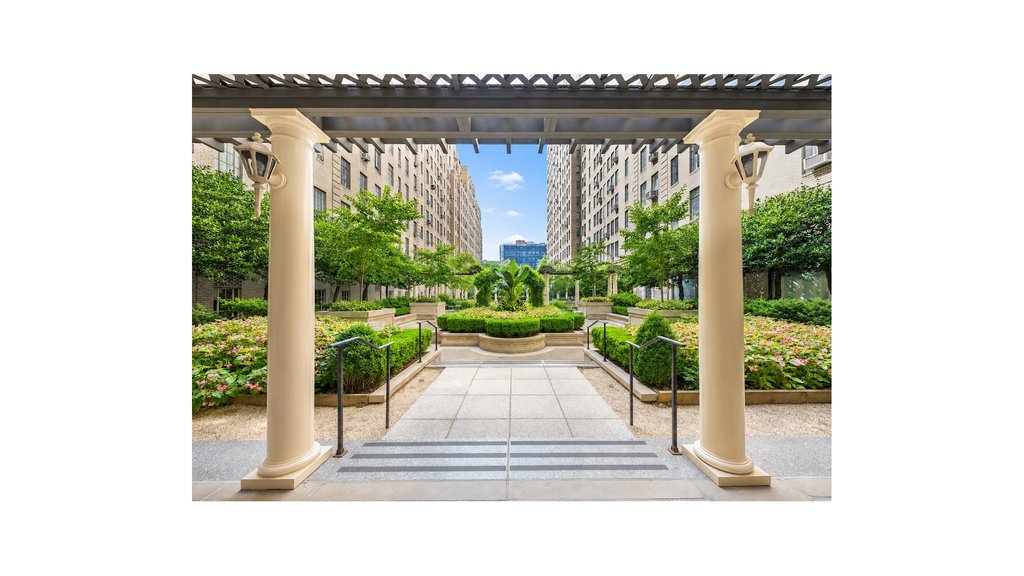 333 West 56th Street, Unit 9L photo 17